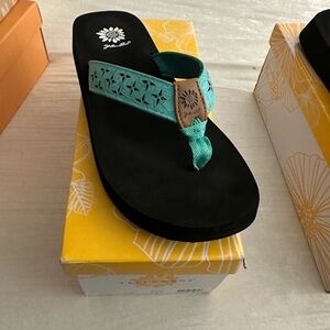 2 pairs gently worn Yellow Box size 10